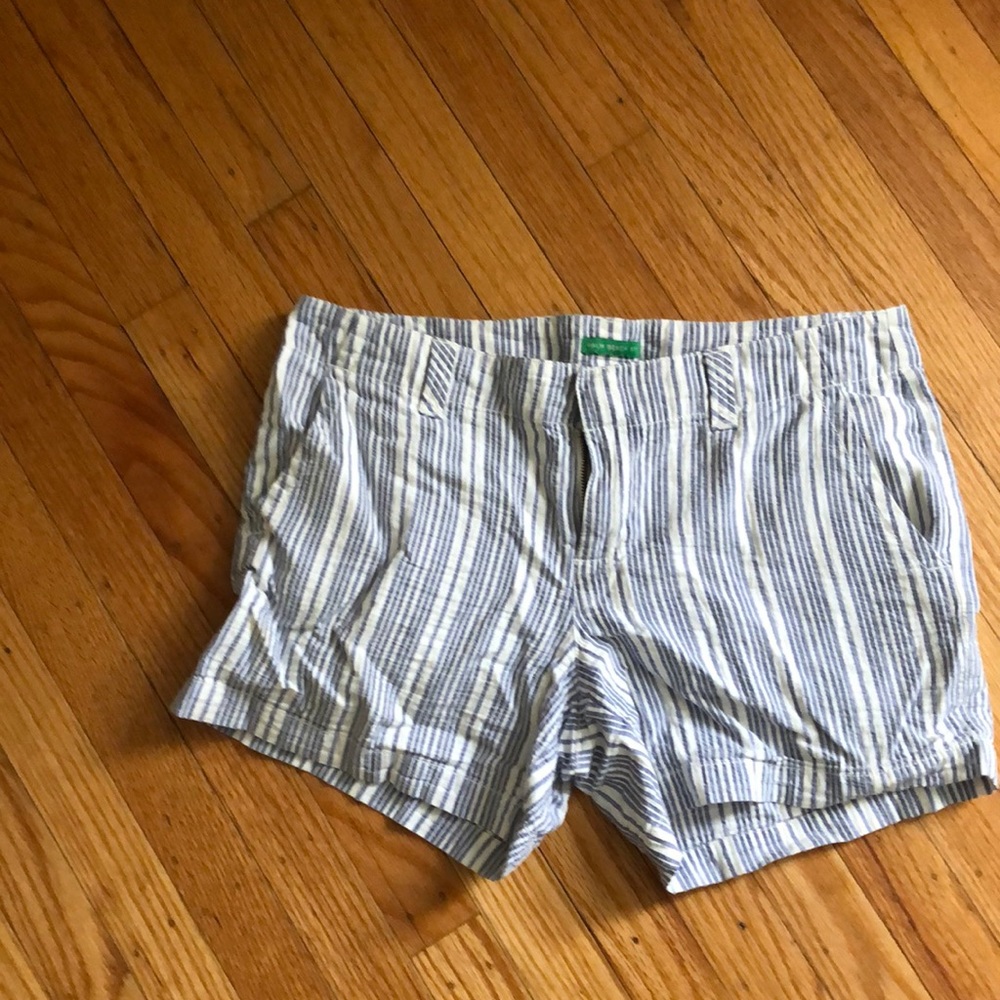 Lilly Pulitzer - blue and white shorts